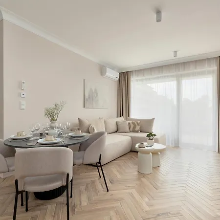 Greeneri Park - Ambria Apartman *