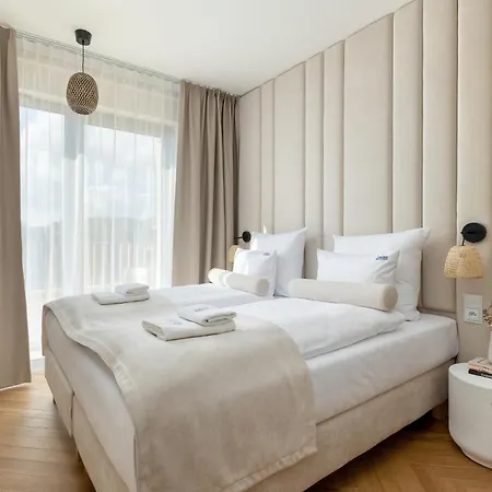 Greeneri Park - Ambria Apartman